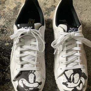 ASICS GEL-PTG x Disney Mickeys 90th Leather Sneakers Mens 9.5 worn once.